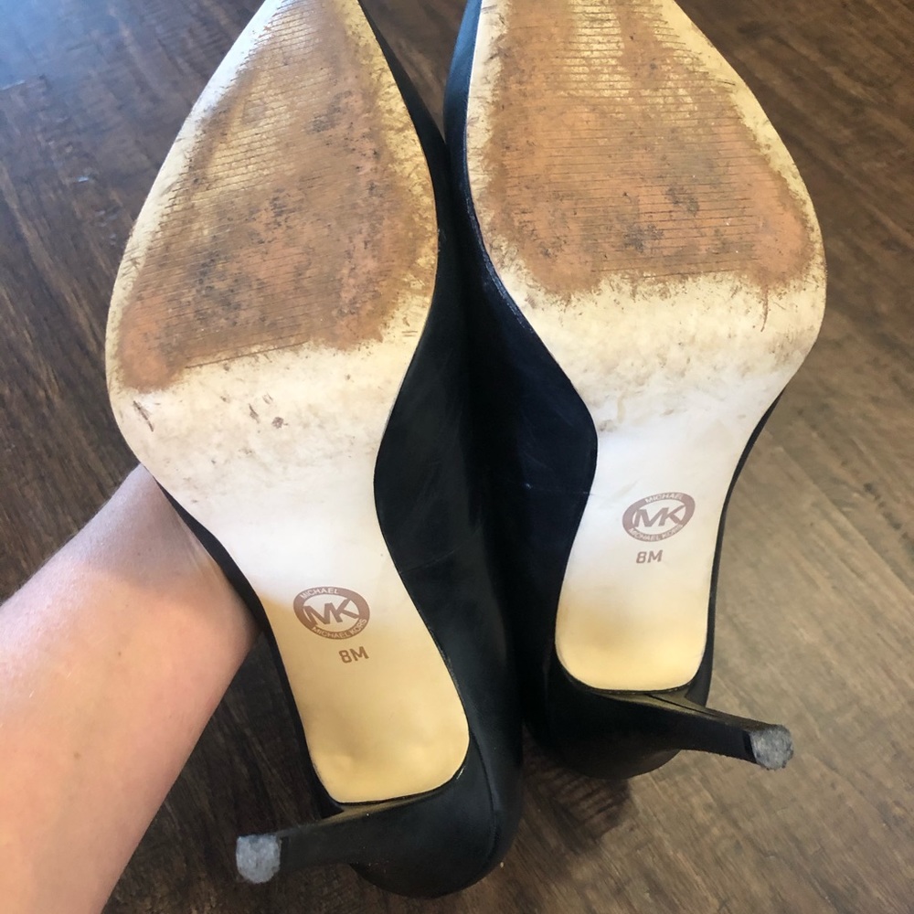 Michael Kors Pumps - Picture 5 of 8